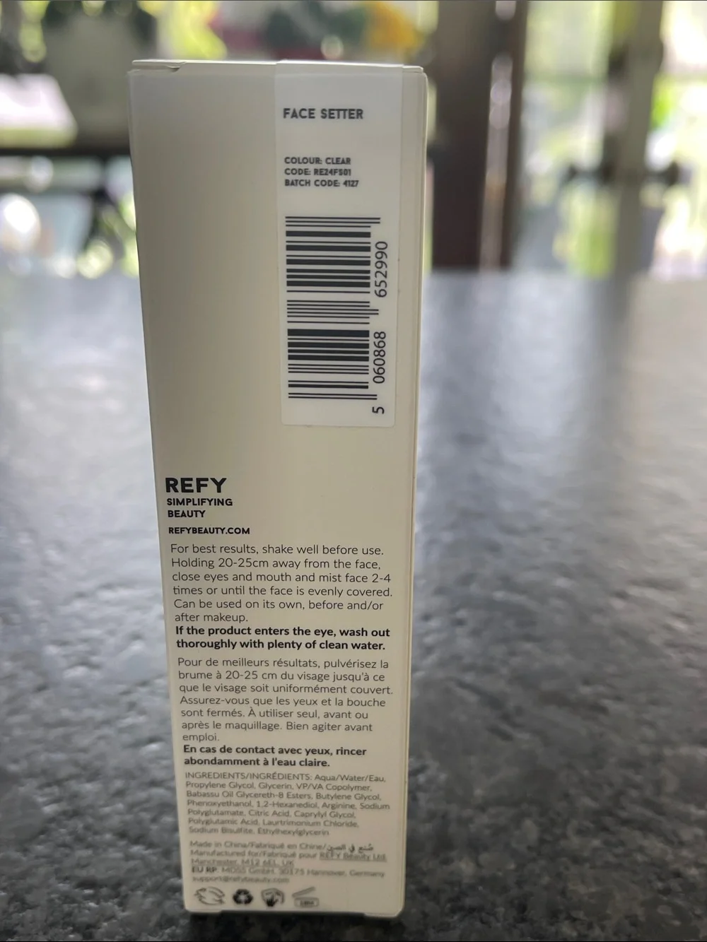 Refy Face Setter lock makeup all day boost look of makeup & improve skin barrier